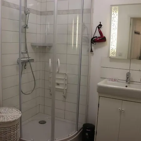 Lejlighed Des Sables Avec 1 Pour 2 Personnes Pouvant Etre Complete Par Avec Sa Salle De Bain Et Wc Si 4 Personnes
