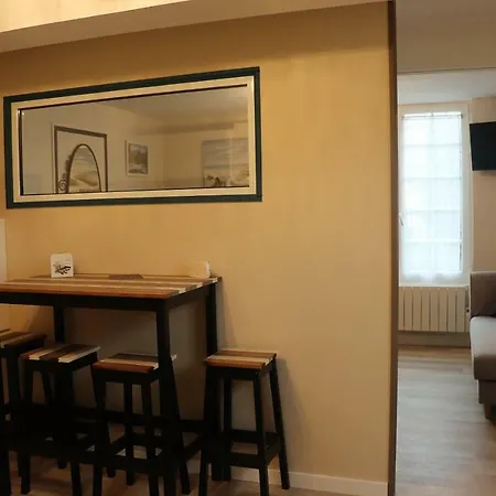 Des Sables Avec 1 Pour 2 Personnes Pouvant Etre Complete Par Avec Sa Salle De Bain Et Wc Si 4 Personnes * Cabourg