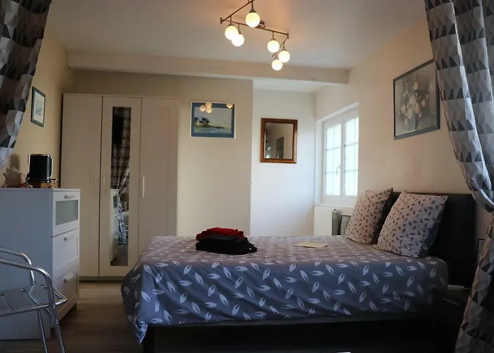 Des Sables Avec 1 Pour 2 Personnes Pouvant Complété Par Avec Sa Salle De Bain Et Wc Si 4 Personnes Apartamento